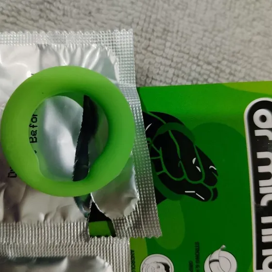 Gambar yang dikongsi oleh pembeli Dr. MIT Ring